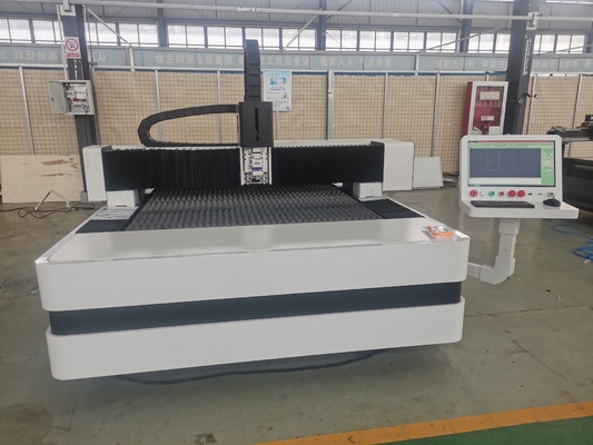 Servo System High Precision 1.5kw Fiber Laser Cutting Machine For Fabric